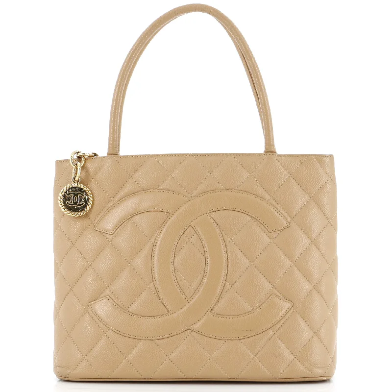 Medallion Tote Quilted Caviar