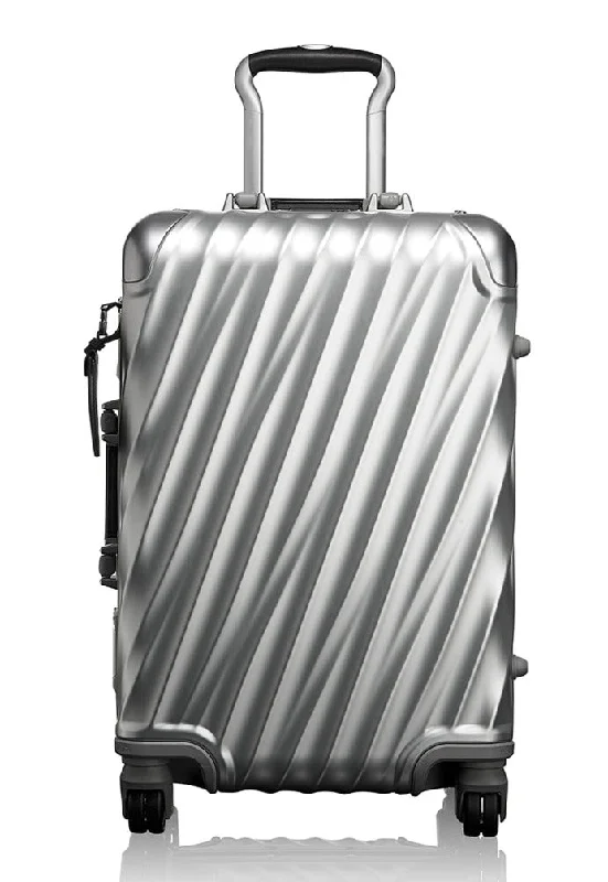 19 Degree Aluminium International Carry-On - Silver